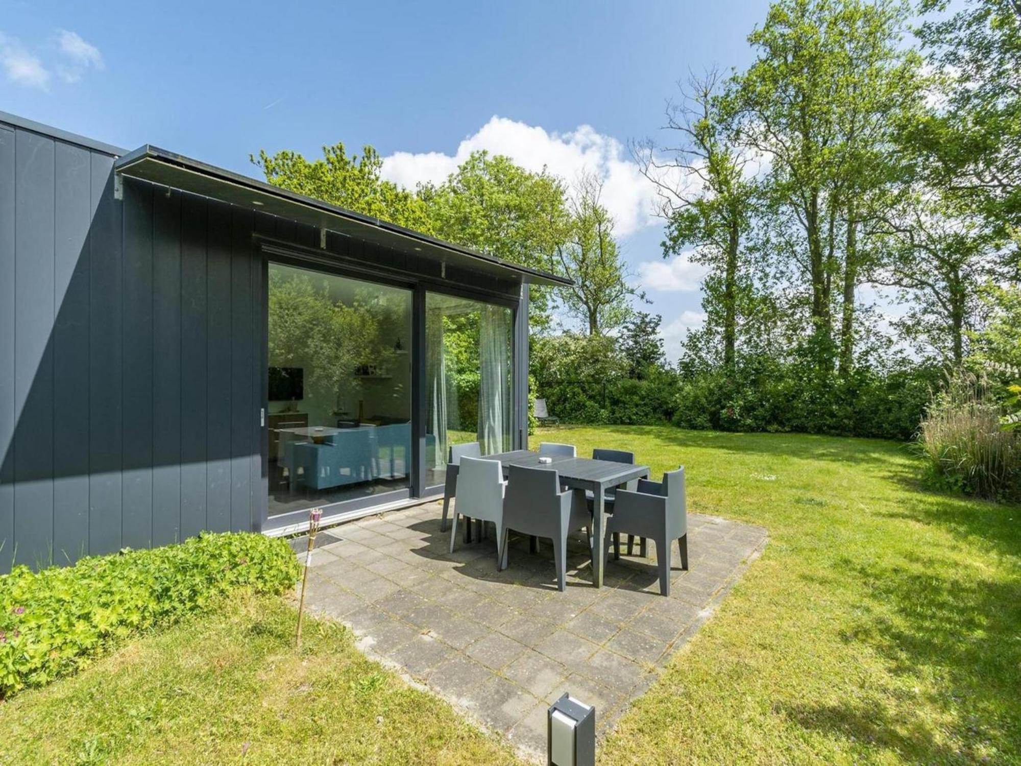 Beautiful Holiday Home With Spacious Garden Sint Maartensvlotbrug Exteriör bild